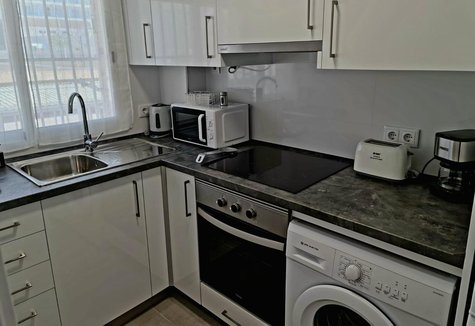 Renovated Front Poniente 4 Pax Wifi Benidorm