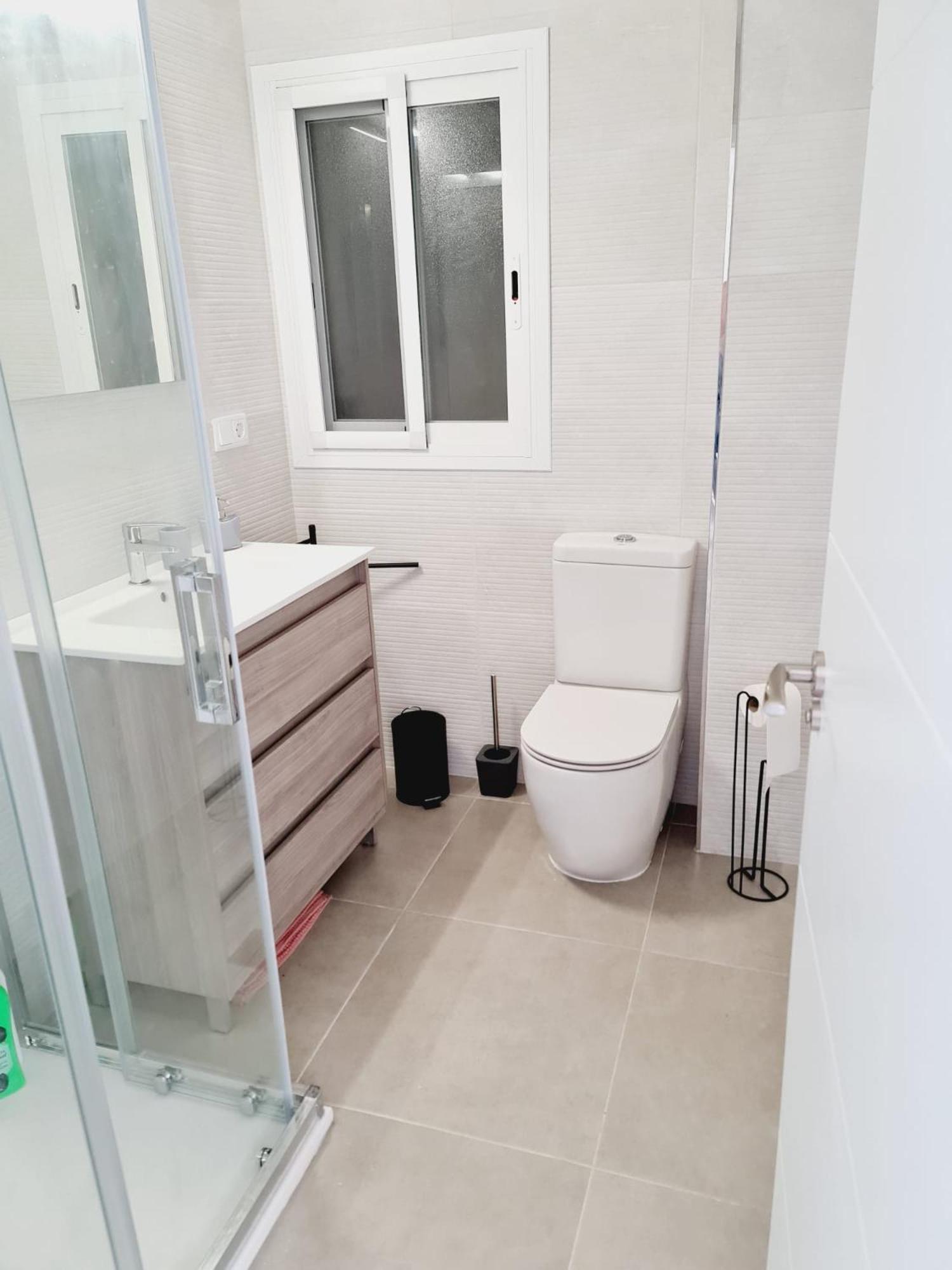 Apartment Renovated Front Poniente 4 Pax Wifi *