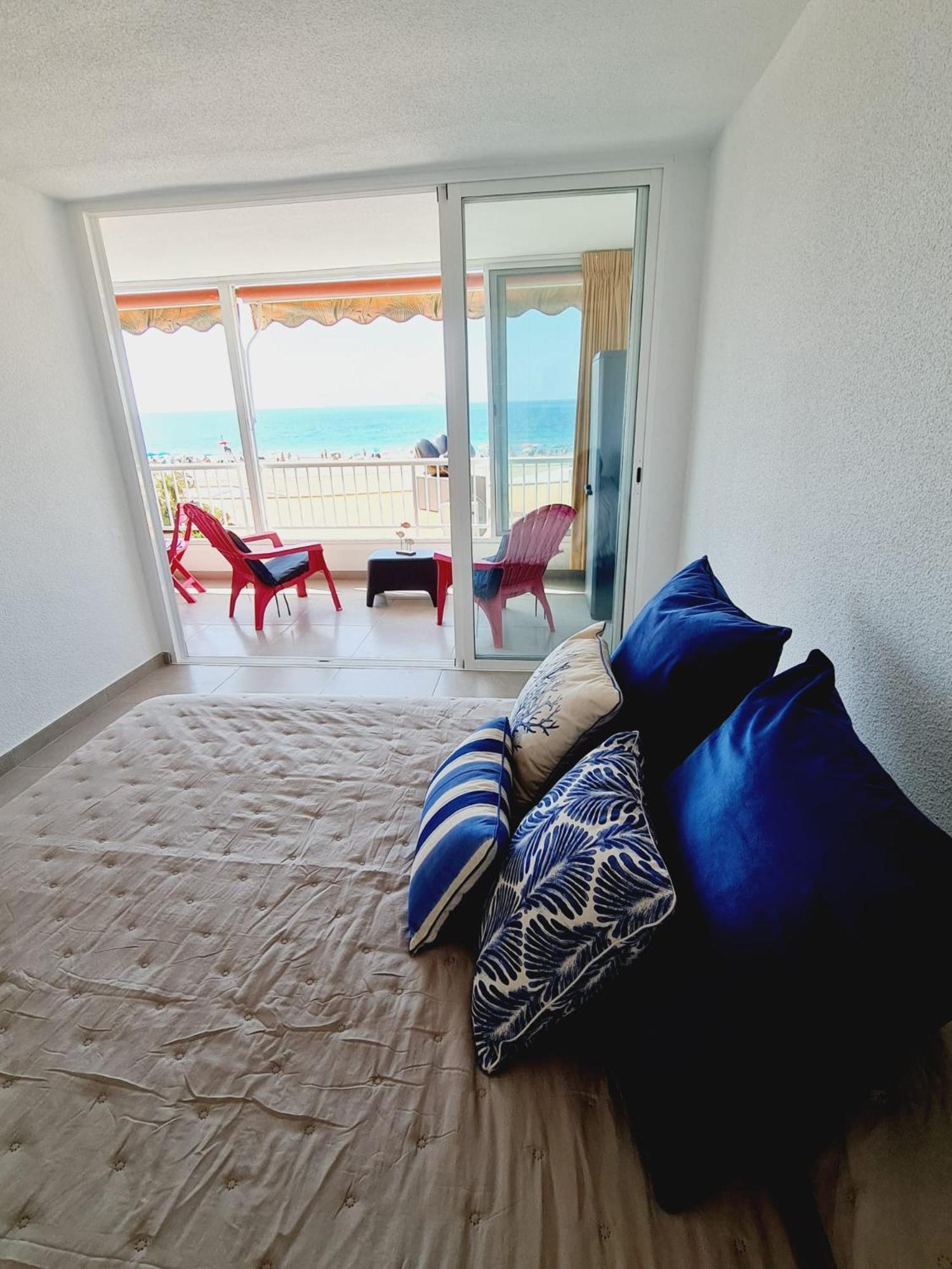 Renovated Front Poniente 4 Pax Wifi